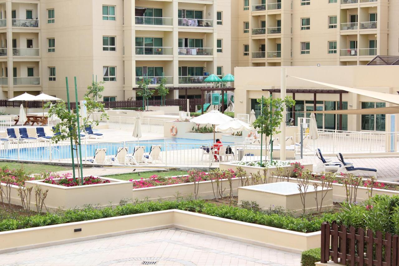 New Arabian Al Dhafra 2 The Greens 1 Br دبي المظهر الخارجي الصورة